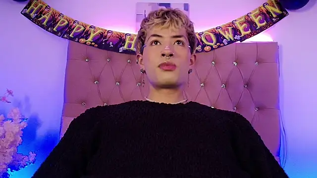 OzorioDany online show from 10-18-25, 04:26