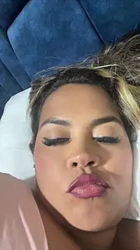 EmilyDuran  online show from 04-09-26, 04:45