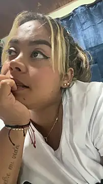 EmilyDuran  online show from 04-21-26, 02:51