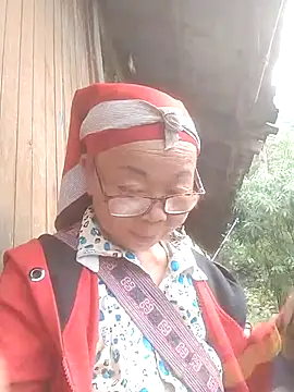 VangLe73 online show from 10-01-25, 07:47