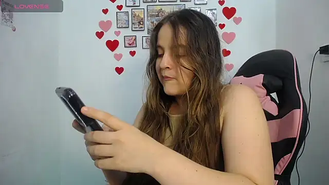 Pregnant Kloe online show from 06-10-26, 03:11