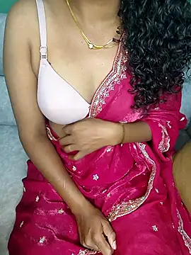 Tamilpallavi online show from 10-11-25, 01:42