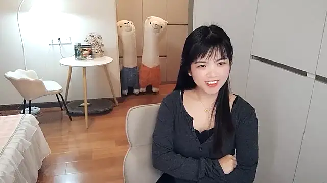 XiaoAnQi online show from 10-22-25, 12:49