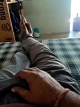 hard boy9455 online show from 04-21-26, 06:20