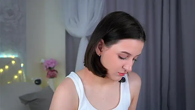 FalineBeacher online show from 04-06-26, 01:03