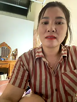 Moan Mary online show from 10-08-25, 07:50