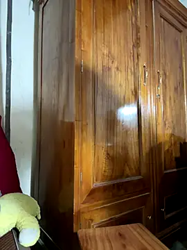 Moan Mary online show from 10-22-25, 11:32