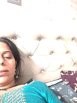 Soniya Roy online show from 04-13-26, 01:27