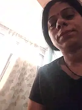 Soniya Roy online show from 05-27-26, 04:09