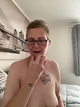 Curvy-Jinx online show from 10-16-25, 07:31