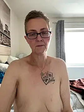 Curvy-Jinx online show from 10-24-25, 07:49