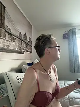 Curvy-Jinx online show from 02-17-26, 08:22