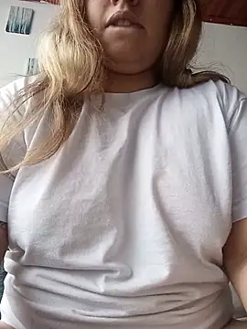 Snapshot of SUSY__06 chatting on 07-17-26, 02:45 SUSY 06 online show from 07-17-26, 02:45
