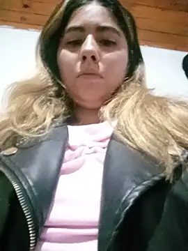 Snapshot of SUSY__06 chatting on 07-25-26, 07:11 SUSY 06 online show from 07-25-26, 07:11
