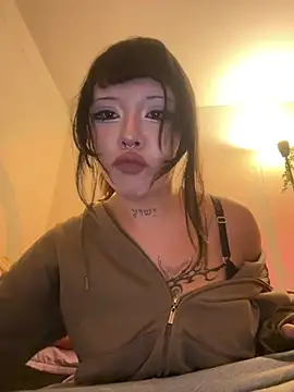 Snapshot of Kitty_yukimura chatting on 05-08-26, 12:16 Kitty yukimura online show from 05-08-26, 12:16