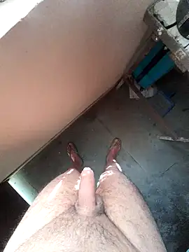 MaxB057 online show from 11-05-25, 06:24