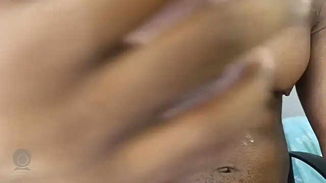 Snapshot of pecsblack888 chatting on 10-05-25, 02:26 pecsblack888 online show from 10-05-25, 02:26