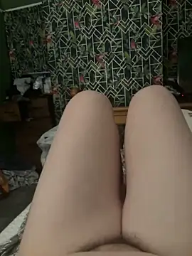 Snapshot of Taboo-Lou chatting on 11-19-25, 08:20 Taboo-Lou online show from 11-19-25, 08:20