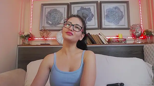 HellenDesire online show from 02-08-25, 04:03