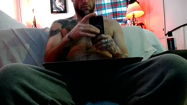 Snapshot of Luv2SuckBWC92 chatting on 10-07-25, 06:16 Luv2SuckBWC92 online show from 10-07-25, 06:16