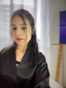 Sofi Leal online show from 04-18-26, 11:36