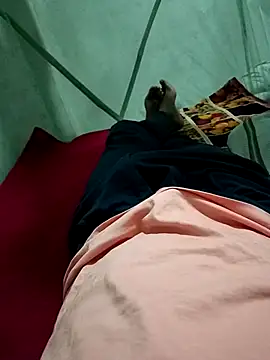 Snapshot of monubigcoock chatting on 10-09-25, 04:16 monubigcoock online show from 10-09-25, 04:16