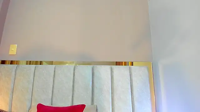 LunaAspen  online show from 10-28-25, 05:48