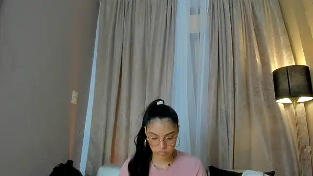 LunaAspen  online show from 11-28-25, 05:48