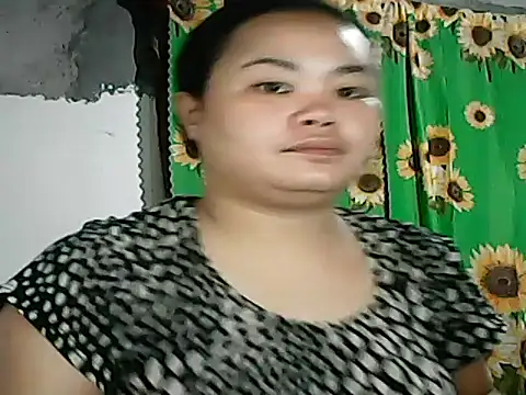 CreamyPussy4uxx online show from 10-29-25, 08:10