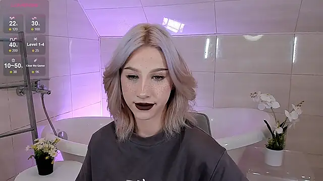 Necucub online show from 09-26-25, 03:43