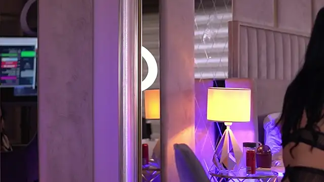 FrancescaDante online show from 10-14-25, 06:25