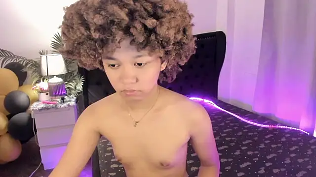 Snapshot of 9INCHESHARDCOCK chatting on 11-01-25, 10:17 9INCHESHARDCOCK online show from 11-01-25, 10:17