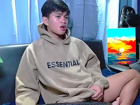 Snapshot of Alexx_143 chatting on 01-10-26, 05:37 Alexx 143 online show from 01-10-26, 05:37