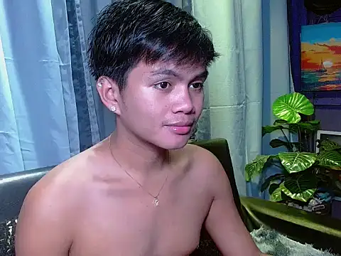 Snapshot of Alexx_143 chatting on 03-30-26, 11:44 Alexx 143 online show from 03-30-26, 11:44