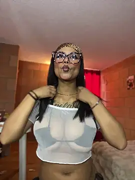 Snapshot of Stefany_44 chatting on 06-22-26, 08:06 Stefany 44 online show from 06-22-26, 08:06