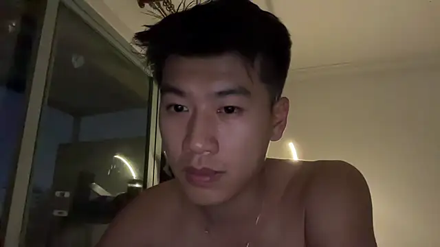 Snapshot of heywilliam chatting on 10-30-25, 04:30 heywilliam online show from 10-30-25, 04:30