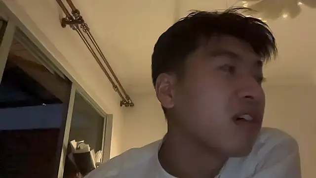 Snapshot of heywilliam chatting on 11-02-25, 02:19 heywilliam online show from 11-02-25, 02:19