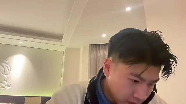 Snapshot of heywilliam chatting on 02-01-26, 01:53 heywilliam online show from 02-01-26, 01:53