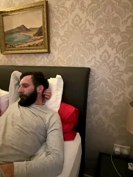 Michel huge online show from 11-09-25, 08:51