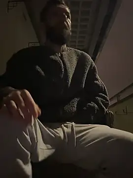 Michel huge online show from 04-08-26, 04:23