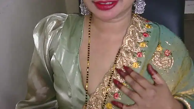 QUEEN SAKHI- online show from 10-10-25, 06:07