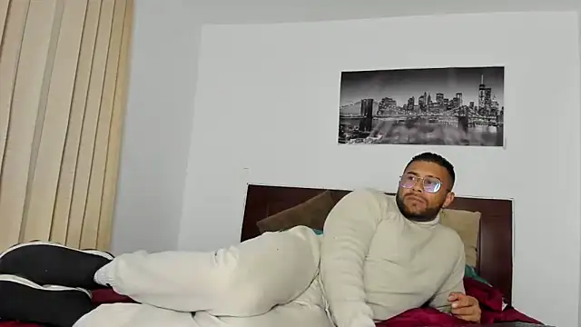 AntonyDAngelo25 online show from 03-18-26, 02:58