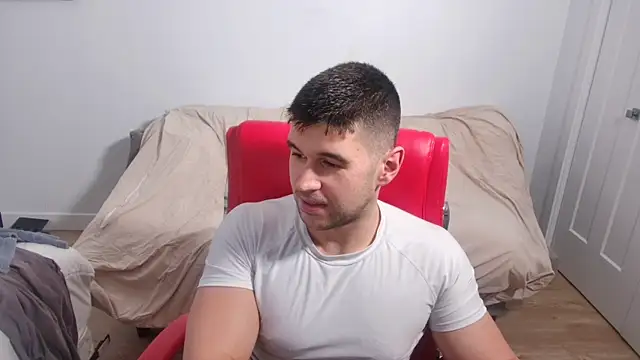 Snapshot of Sand0w chatting on 10-03-25, 09:01 Sand0w online show from 10-03-25, 09:01