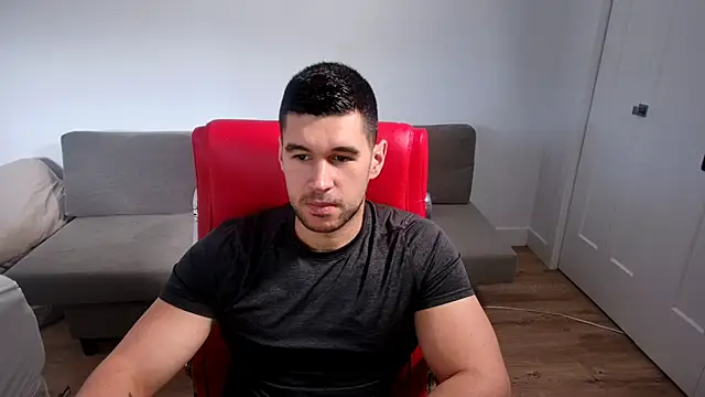 Snapshot of Sand0w chatting on 10-10-25, 04:06 Sand0w online show from 10-10-25, 04:06