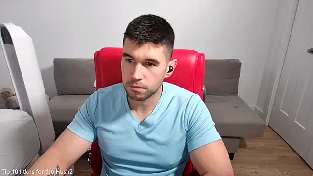 Snapshot of Sand0w chatting on 10-30-25, 07:47 Sand0w online show from 10-30-25, 07:47