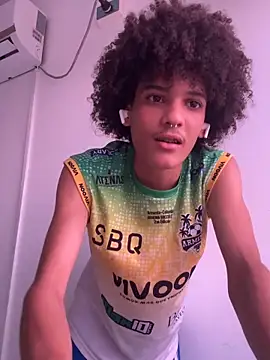 Max Rain online show from 10-18-25, 05:35