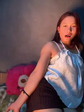 Snapshot of Sanmay55 chatting on 10-30-25, 02:07 Sanmay55 online show from 10-30-25, 02:07