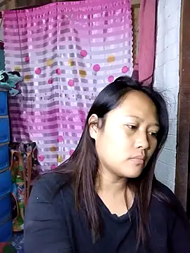 Snapshot of pretty_me092121 chatting on 10-15-25, 06:08 pretty me092121 online show from 10-15-25, 06:08