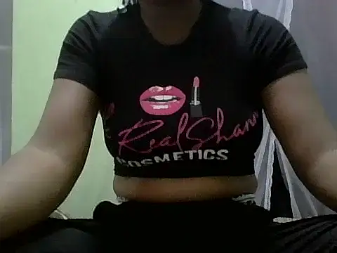 Snapshot of Ntshire chatting on 01-06-26, 01:26 Ntshire online show from 01-06-26, 01:26