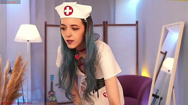 violetesa online show from 11-20-25, 11:32